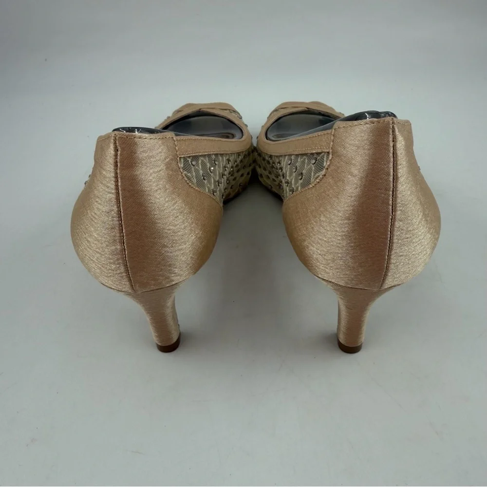 Adrianna Papell Zandra Beaded Lace -SZ 7M- Crystal Embellishments Peep Toe Pumps